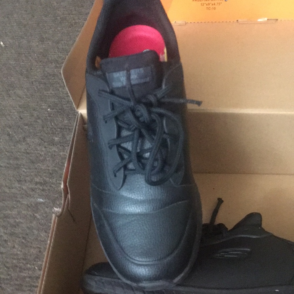 Skechers Work Footwear with Memory Foam - Picture 4 of 12